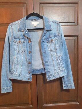 H & M Jean Jacket Size 8
